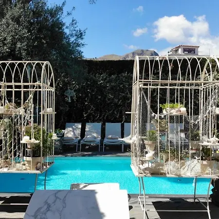 Sirena Holiday home *